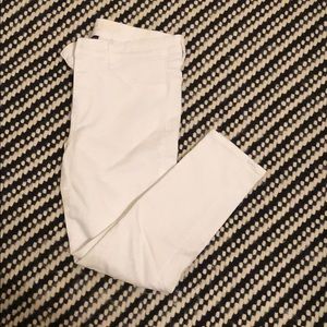 American Eagle white jegging crop jeans